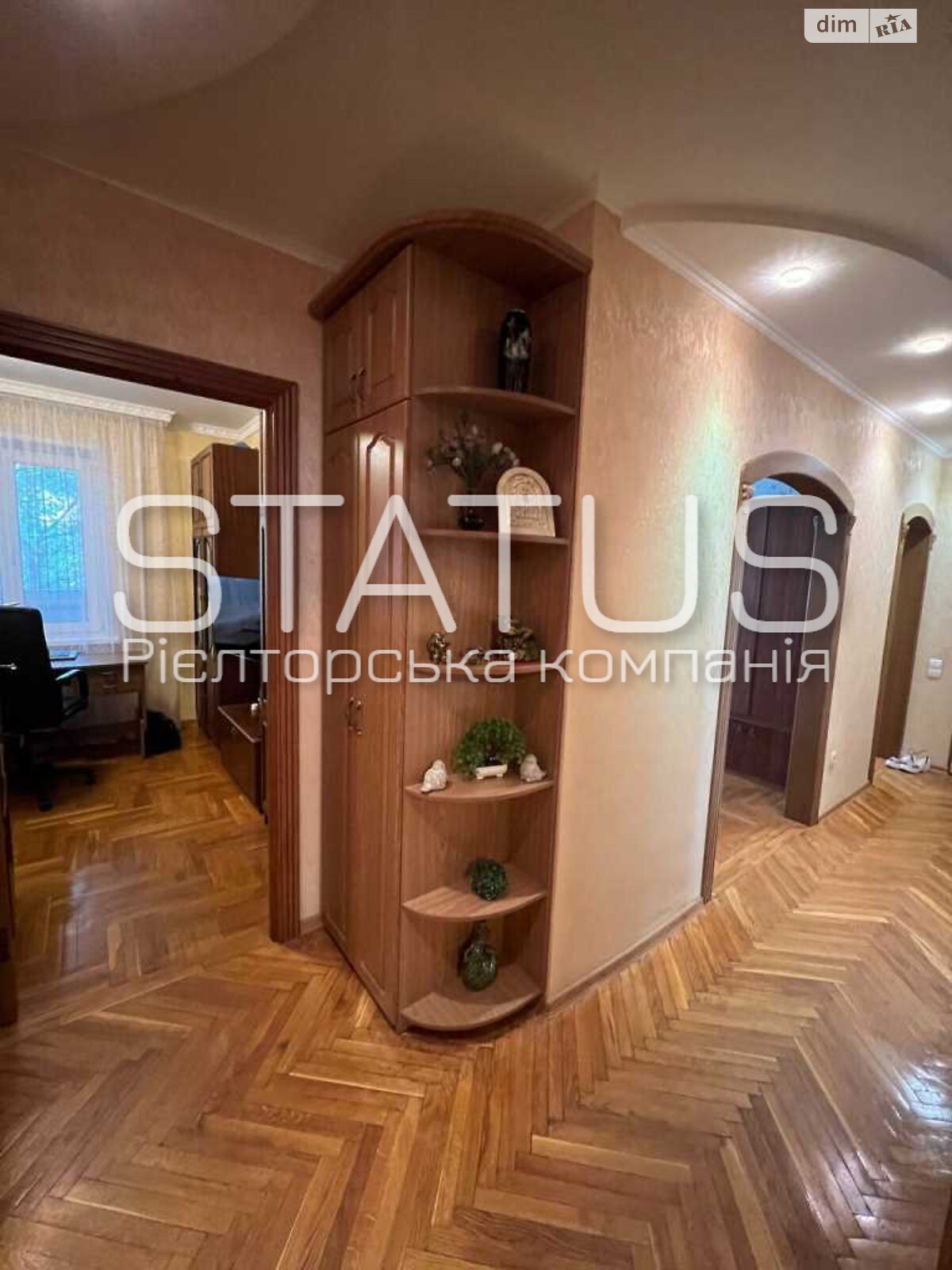 Продажа трехкомнатной квартиры в Полтаве, на бул. Хмельницкого Богдана, район Левада фото 1 Продажа трехкомнатной квартиры в Полтаве, на бул. Хмельницкого Богдана, район Левада фото 1