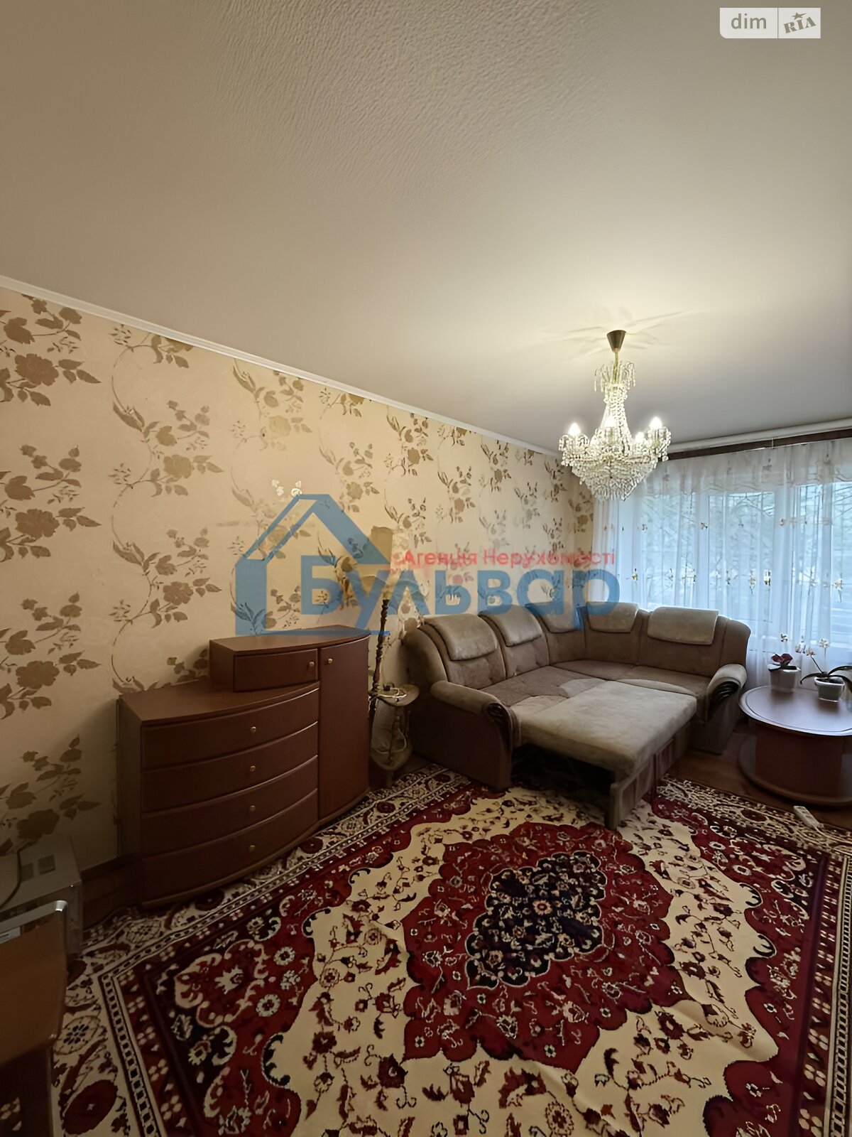 Продаж трикімнатної квартири в Полтаві, на просп. Миру, район Левада фото 1 Продаж трикімнатної квартири в Полтаві, на просп. Миру, район Левада фото 1