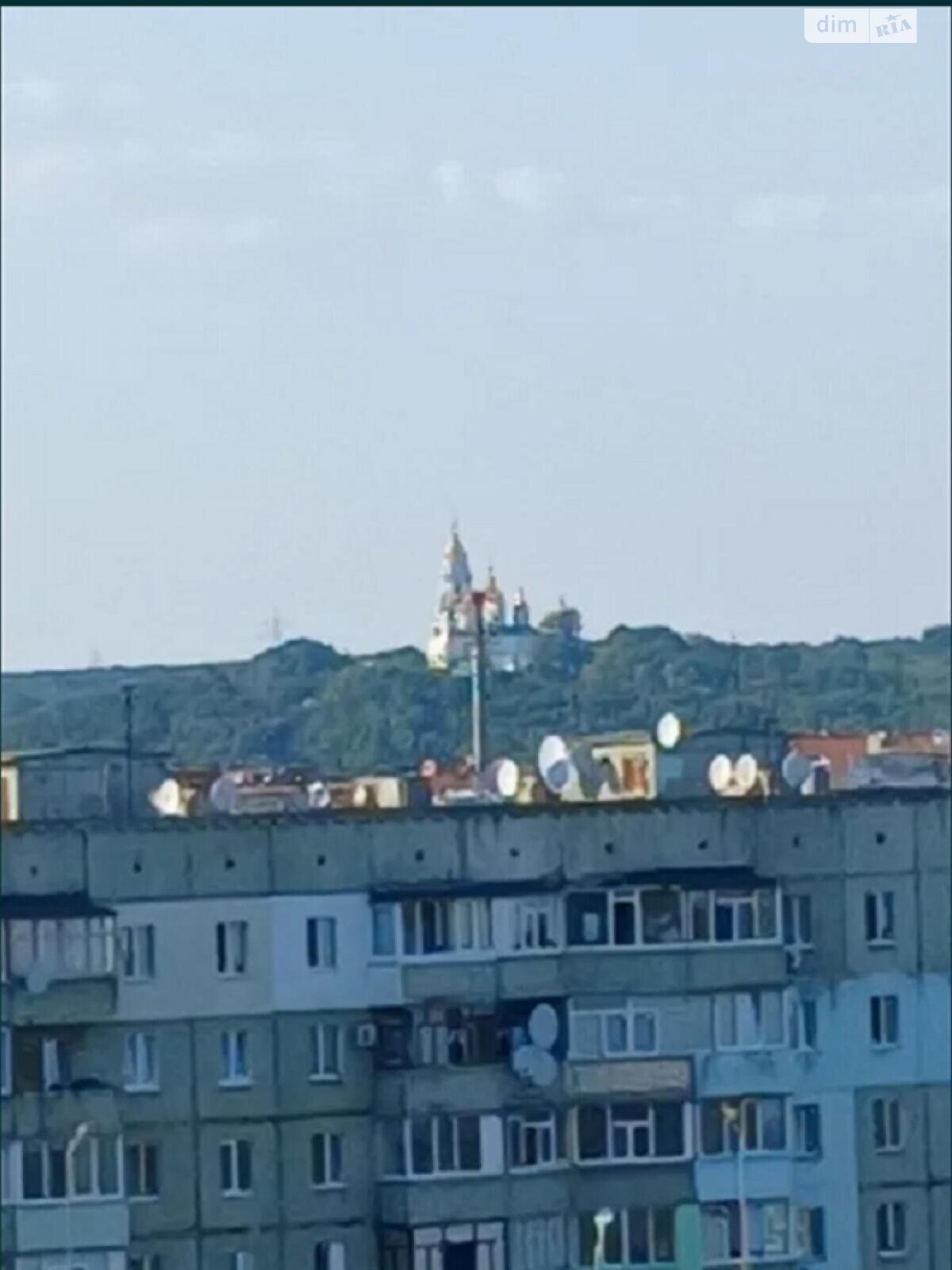 Продаж чотирикімнатної квартири в Полтаві, на просп. Миру, район Левада фото 1 Продаж чотирикімнатної квартири в Полтаві, на просп. Миру, район Левада фото 1