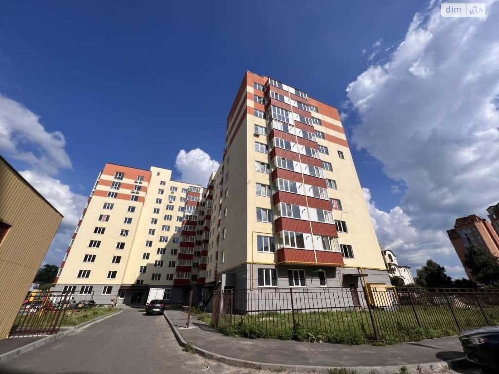 Продажа однокомнатной квартиры в Полтаве, на просп. Мира 32, район Левада фото 1 Продажа однокомнатной квартиры в Полтаве, на просп. Мира 32, район Левада фото 1