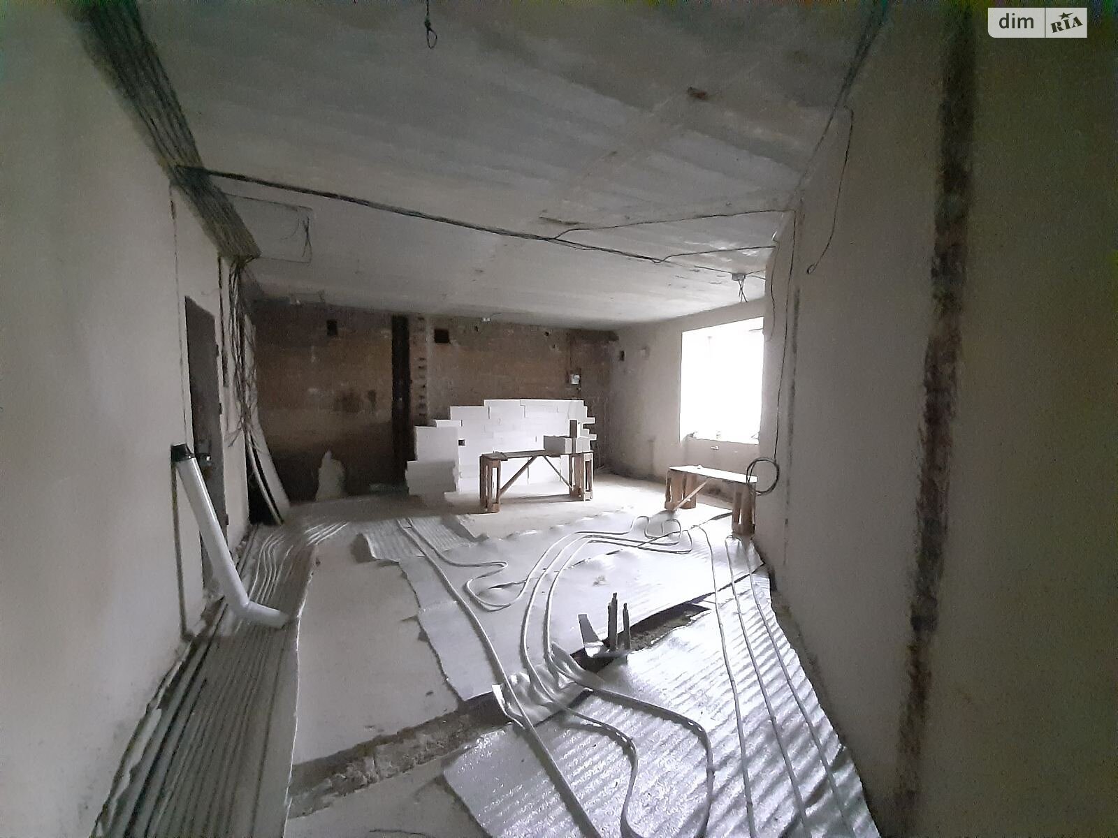 Продаж трикімнатної квартири в Полтаві, на вул. Володимира Івасюка, район Левада фото 1 Продаж трикімнатної квартири в Полтаві, на вул. Володимира Івасюка, район Левада фото 1