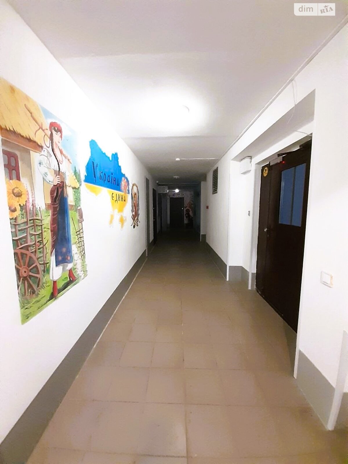 Продаж трикімнатної квартири в Полтаві, на вул. Володимира Івасюка, район Левада фото 1 Продаж трикімнатної квартири в Полтаві, на вул. Володимира Івасюка, район Левада фото 1