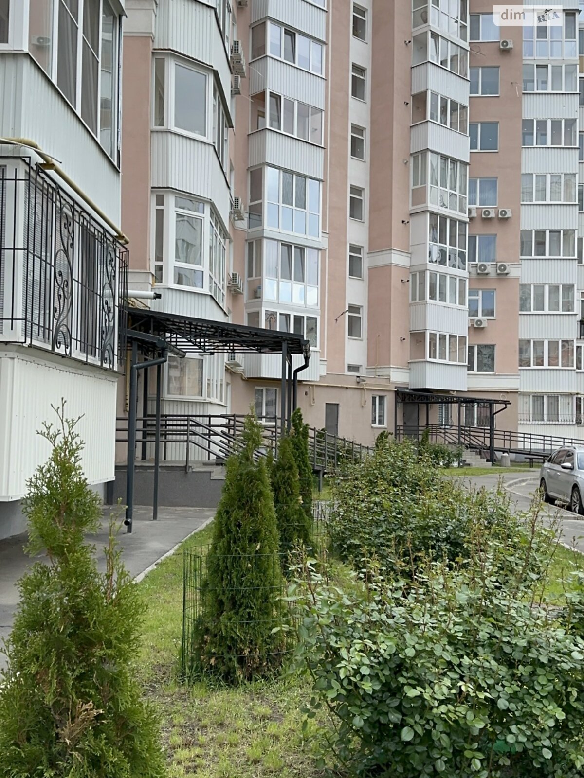 Продажа трехкомнатной квартиры в Полтаве, на ул. Владимира Ивасюка 21, район Левада фото 1 Продажа трехкомнатной квартиры в Полтаве, на ул. Владимира Ивасюка 21, район Левада фото 1