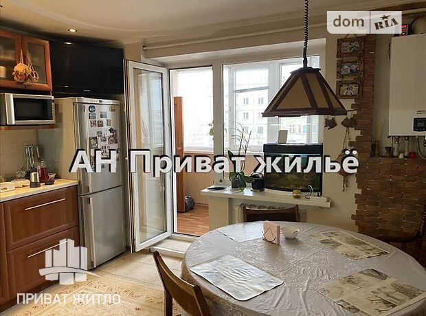Продажа двухкомнатной квартиры в Полтаве, на Хмельницького Б. бульвар, район Левада фото 1