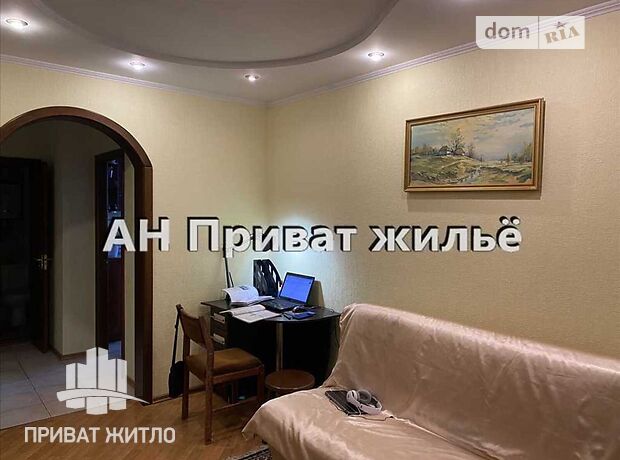 Продажа двухкомнатной квартиры в Полтаве, на Хмельницького Б. бульвар, район Левада фото 1 Продажа двухкомнатной квартиры в Полтаве, на Хмельницького Б. бульвар, район Левада фото 1