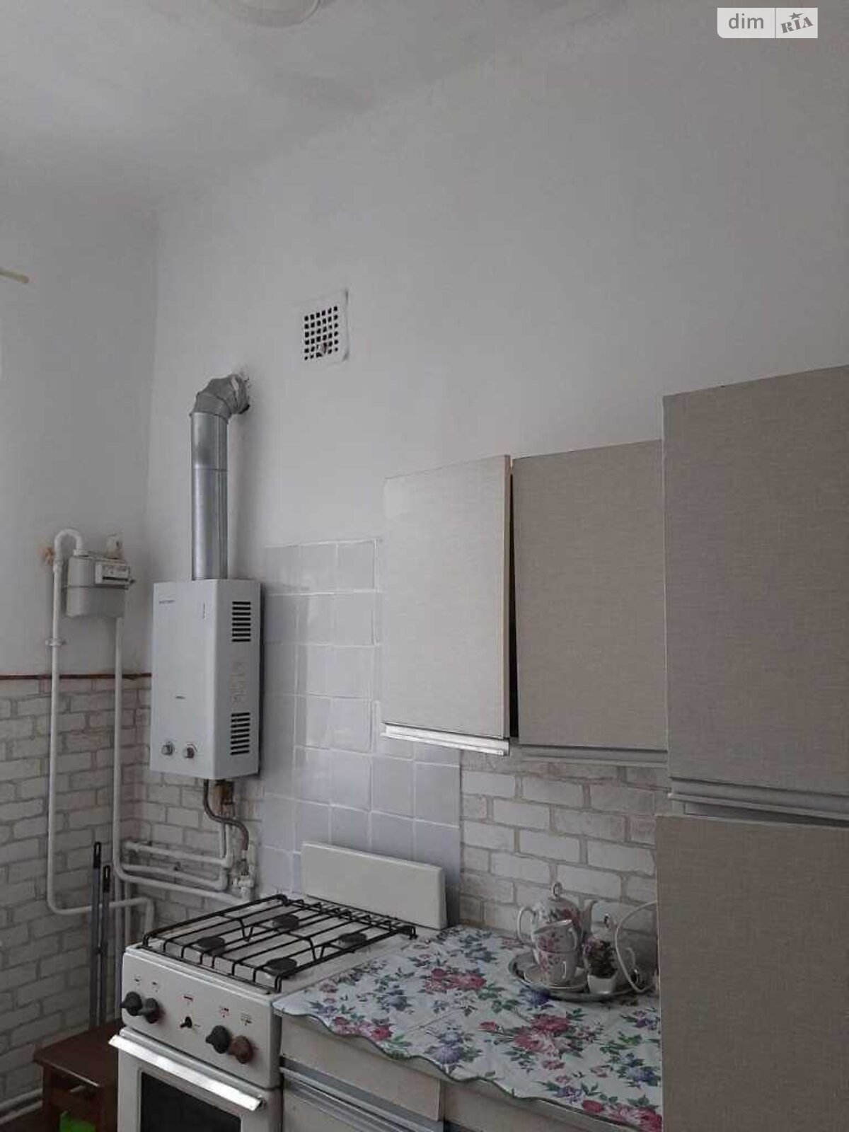 Продажа трехкомнатной квартиры в Полтаве, на ул. Кукоби Анатолия 47, район Левый Подол фото 1 Продажа трехкомнатной квартиры в Полтаве, на ул. Кукоби Анатолия 47, район Левый Подол фото 1
