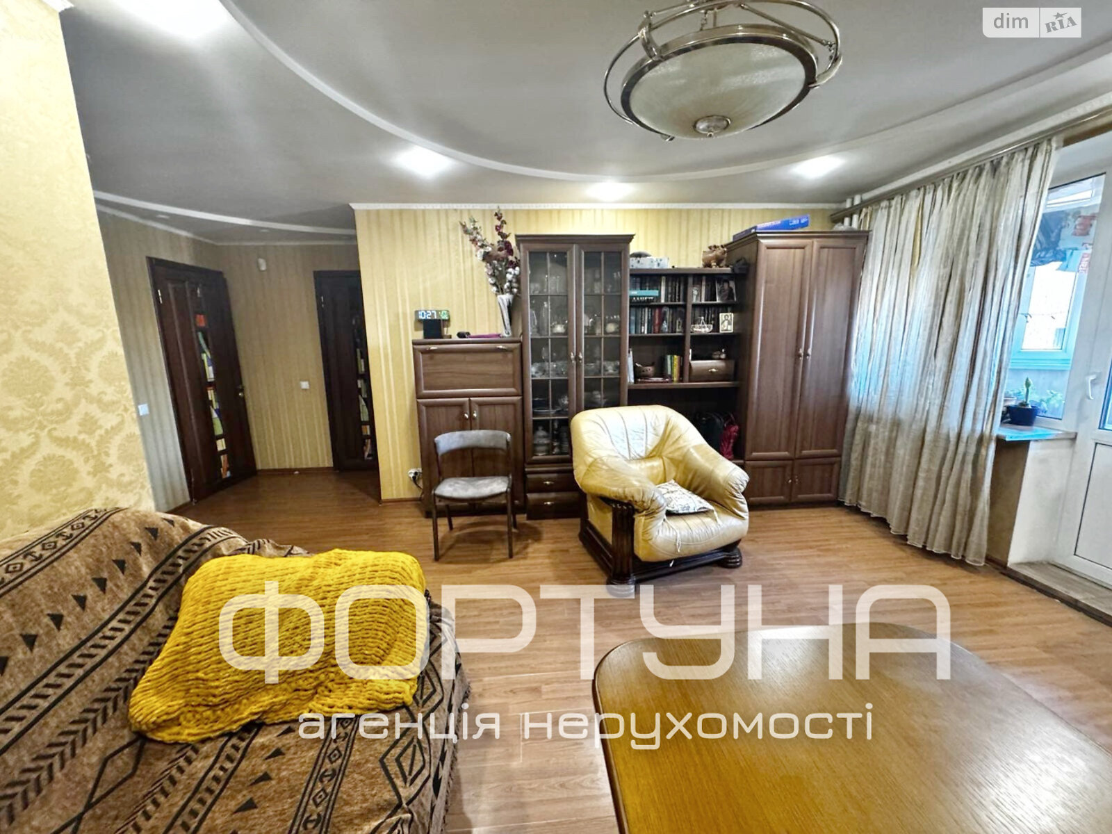 Продаж трикімнатної квартири в Полтаві, на вул. Небесної Сотні, район Лівий Поділ фото 1