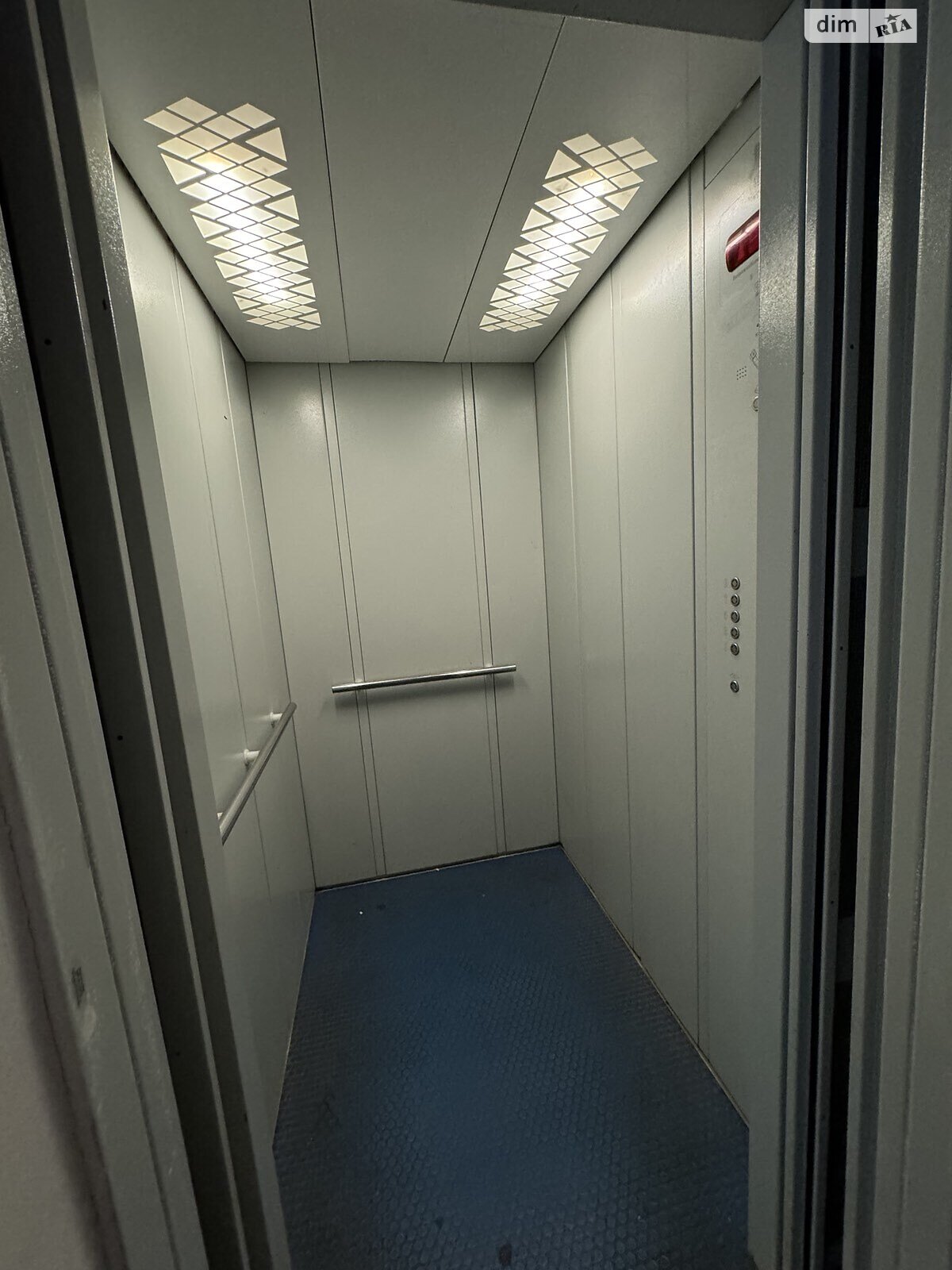 Продаж однокімнатної квартири в Полтаві, на вул. Панянка, район Лівий Поділ фото 1