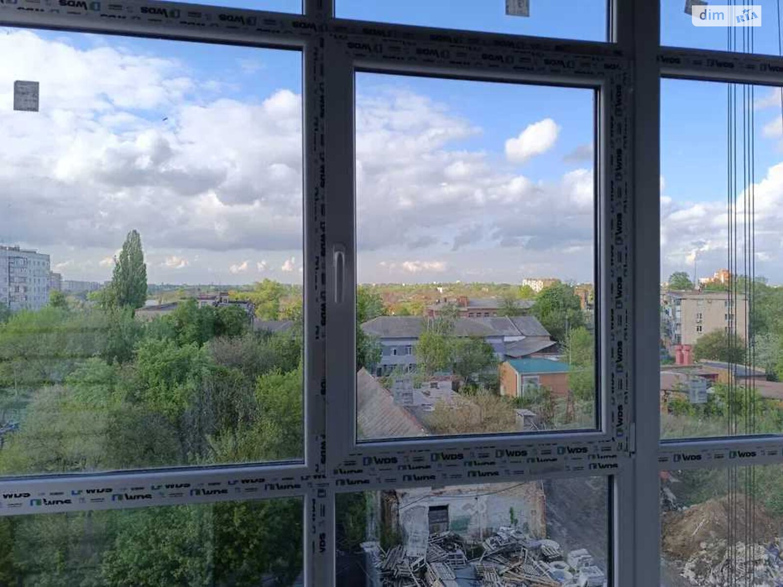 Продажа трехкомнатной квартиры в Полтаве, на ул. Олександра Оксанченка 6, район Мотель фото 1 Продажа трехкомнатной квартиры в Полтаве, на ул. Олександра Оксанченка 6, район Мотель фото 1