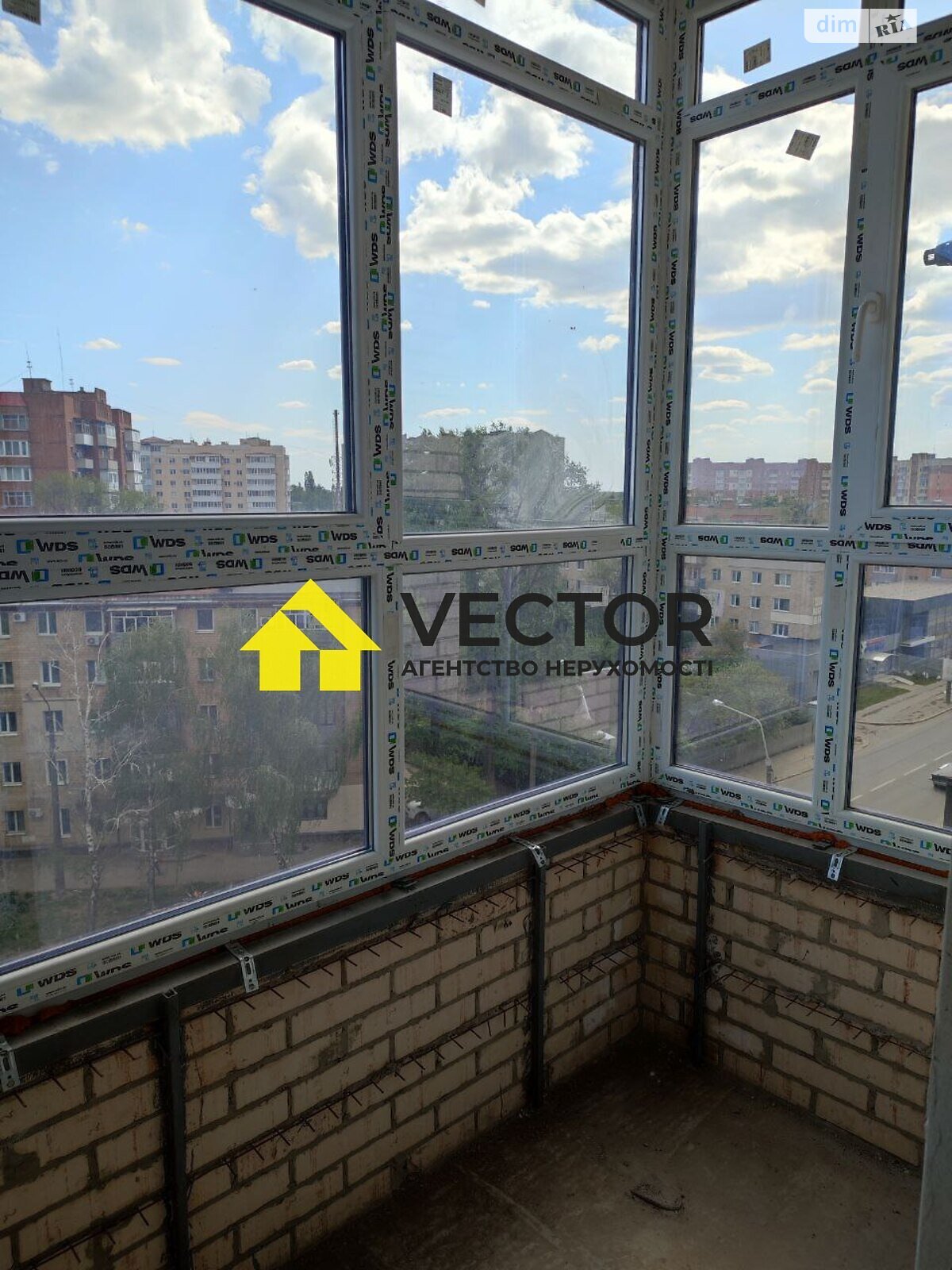 Продажа трехкомнатной квартиры в Полтаве, на ул. Олександра Оксанченка 6, фото 1 Продажа трехкомнатной квартиры в Полтаве, на ул. Олександра Оксанченка 6, фото 1