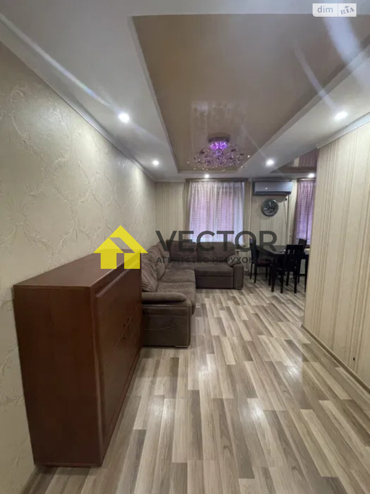 Продажа трехкомнатной квартиры в Полтаве, на ул. Театральная, район Павленки фото 1 Продажа трехкомнатной квартиры в Полтаве, на ул. Театральная, район Павленки фото 1