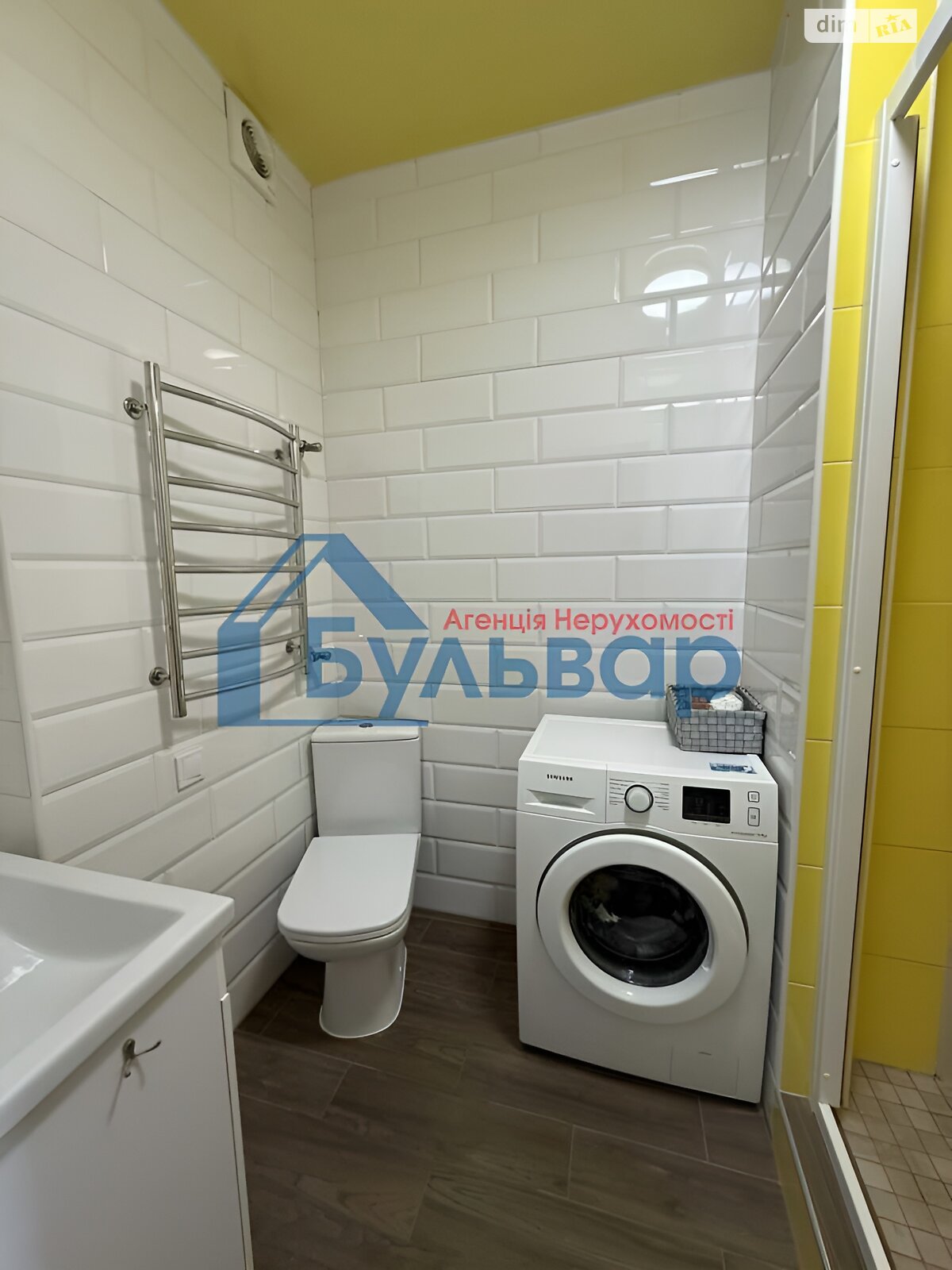 Продаж трикімнатної квартири в Полтаві, на вул. Перспективна, район Шевченківський (Жовтневий) фото 1 Продаж трикімнатної квартири в Полтаві, на вул. Перспективна, район Шевченківський (Жовтневий) фото 1
