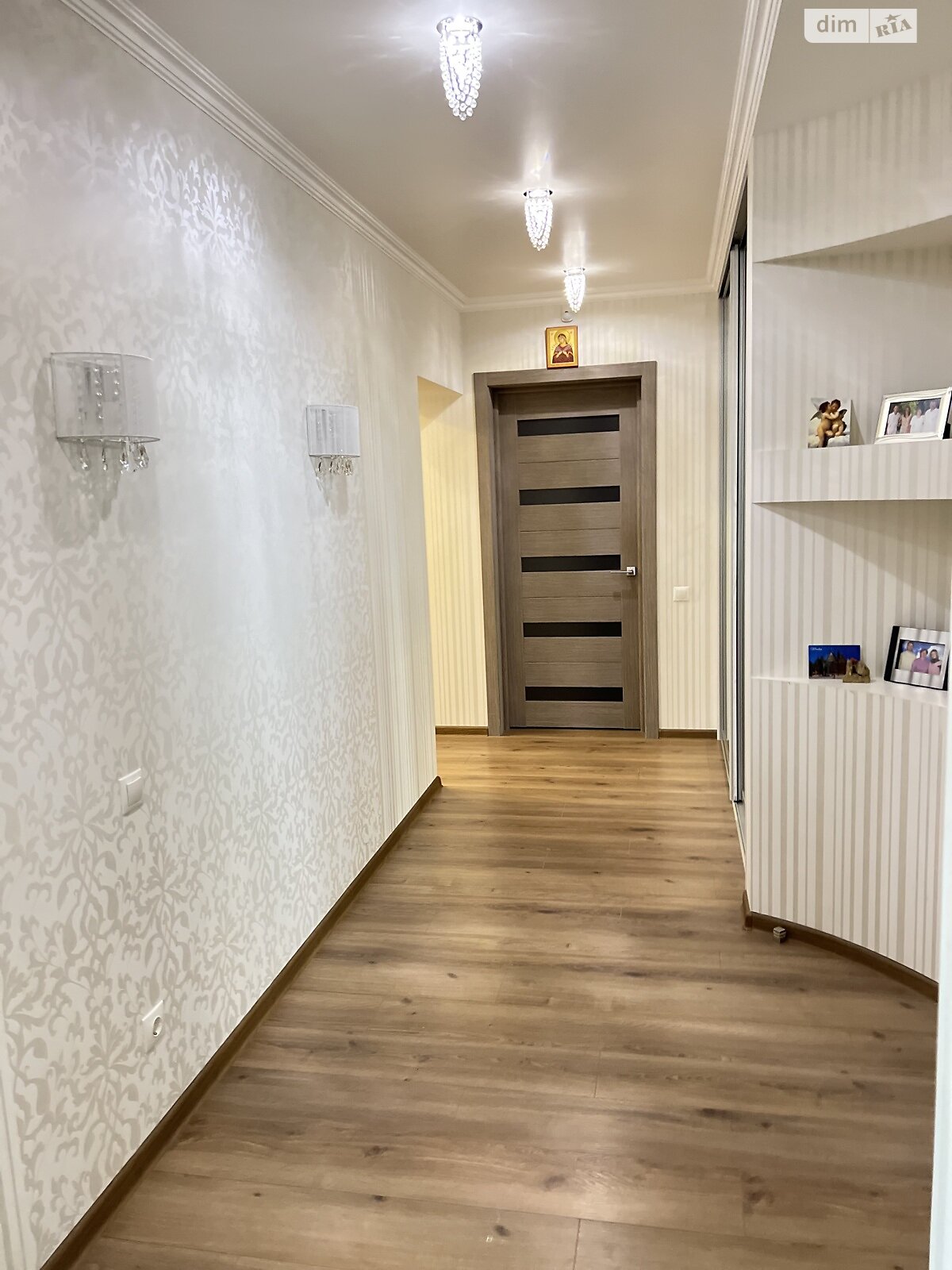 Продаж чотирикімнатної квартири в Полтаві, на вул. Небесної Сотні 81, район Поділ фото 1 Продаж чотирикімнатної квартири в Полтаві, на вул. Небесної Сотні 81, район Поділ фото 1
