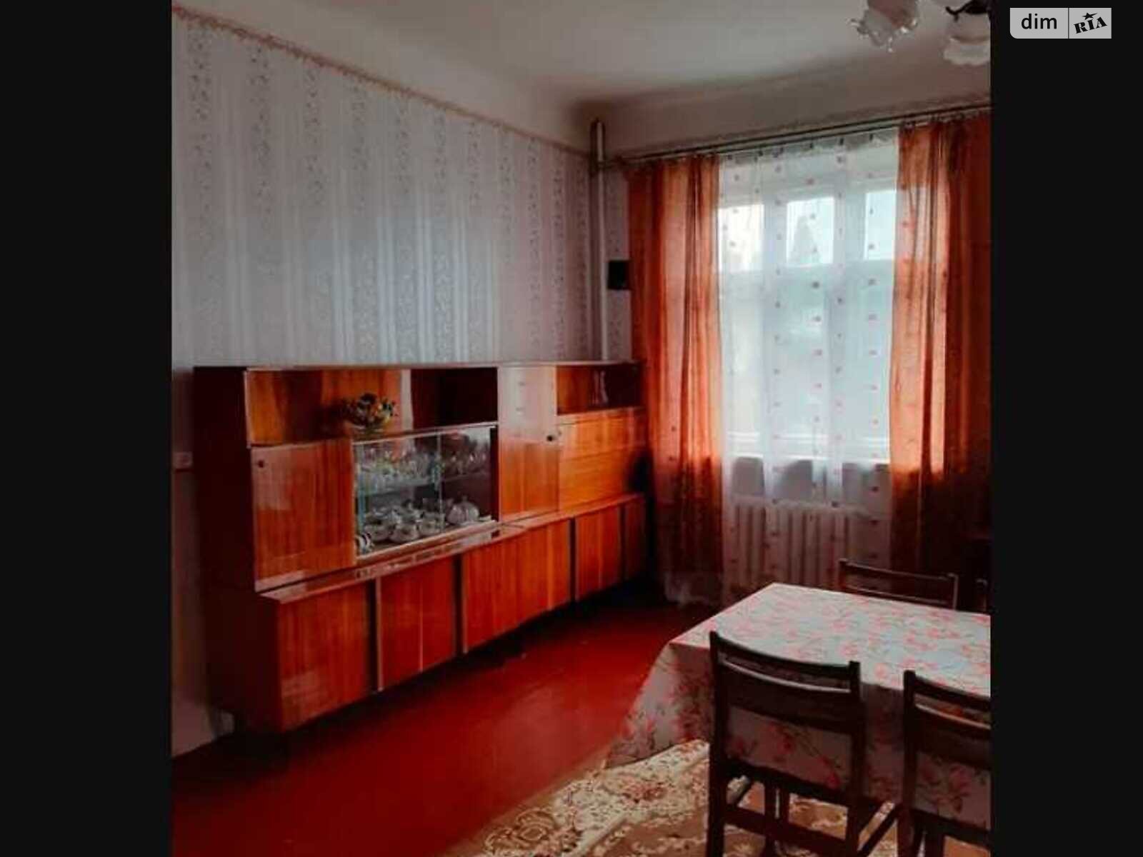 Продажа трехкомнатной квартиры в Полтаве, на ул. Кукоби Анатолия, район Подол фото 1