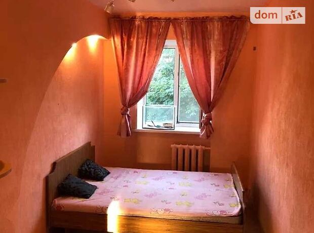Продажа двухкомнатной квартиры в Полтаве, на ул. Ленина 48, кв. 48, район Подол фото 1 Продажа двухкомнатной квартиры в Полтаве, на ул. Ленина 48, кв. 48, район Подол фото 1