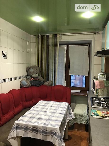 Продажа трехкомнатной квартиры в Полтаве, на ул. Мира 9, район Подол фото 1 Продажа трехкомнатной квартиры в Полтаве, на ул. Мира 9, район Подол фото 1