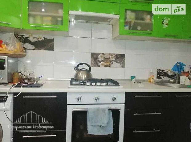 Продажа трехкомнатной квартиры в Полтаве, на пер. Рыбальский район Подол фото 1 Продажа трехкомнатной квартиры в Полтаве, на пер. Рыбальский район Подол фото 1
