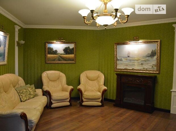 Продажа трехкомнатной квартиры в Полтаве, на ул. Старый Подол 3a, район Подол фото 1 Продажа трехкомнатной квартиры в Полтаве, на ул. Старый Подол 3a, район Подол фото 1