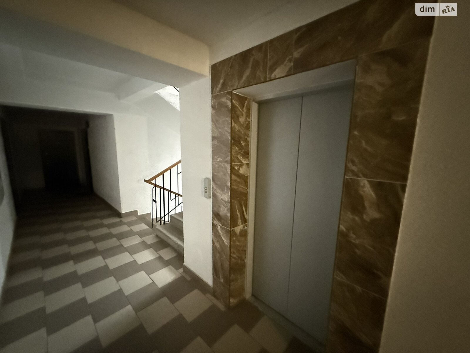 Продажа двухкомнатной квартиры в Полтаве, на ул. Старый Подол 18, район Подол фото 1 Продажа двухкомнатной квартиры в Полтаве, на ул. Старый Подол 18, район Подол фото 1