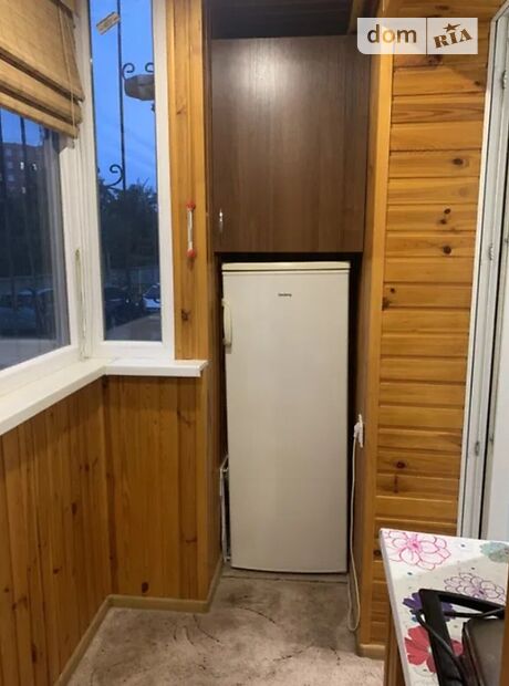 Продажа трехкомнатной квартиры в Полтаве, на ул. Узкая, кв. 22, район Подол фото 1 Продажа трехкомнатной квартиры в Полтаве, на ул. Узкая, кв. 22, район Подол фото 1