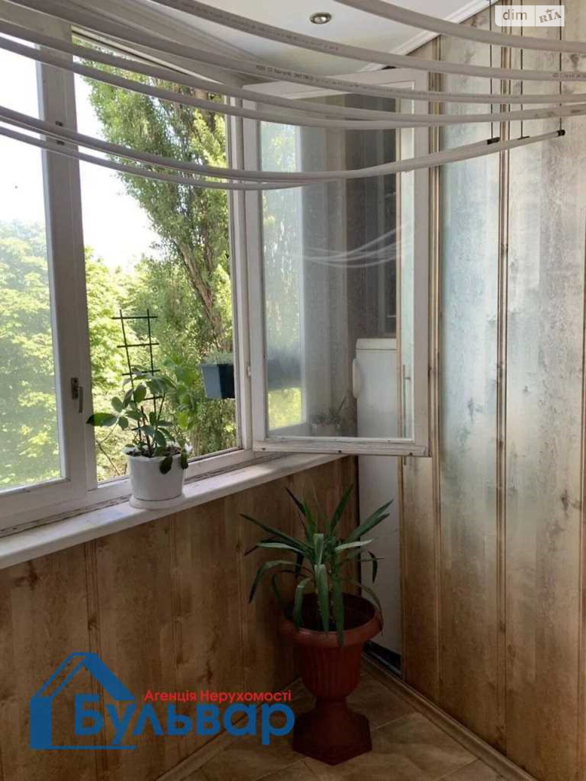 Продаж трикімнатної квартири в Полтаві, на вул. Космічна, район Подільський фото 1 Продаж трикімнатної квартири в Полтаві, на вул. Космічна, район Подільський фото 1