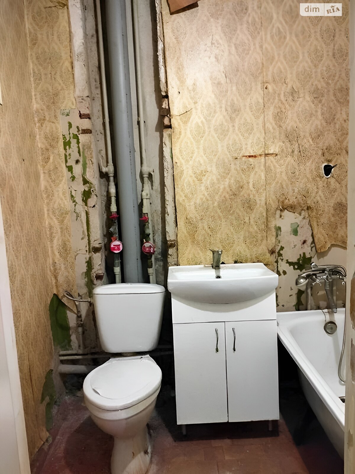 Продаж однокімнатної квартири в Полтаві, на вул. Підмонастирська, район Подільський фото 1 Продаж однокімнатної квартири в Полтаві, на вул. Підмонастирська, район Подільський фото 1