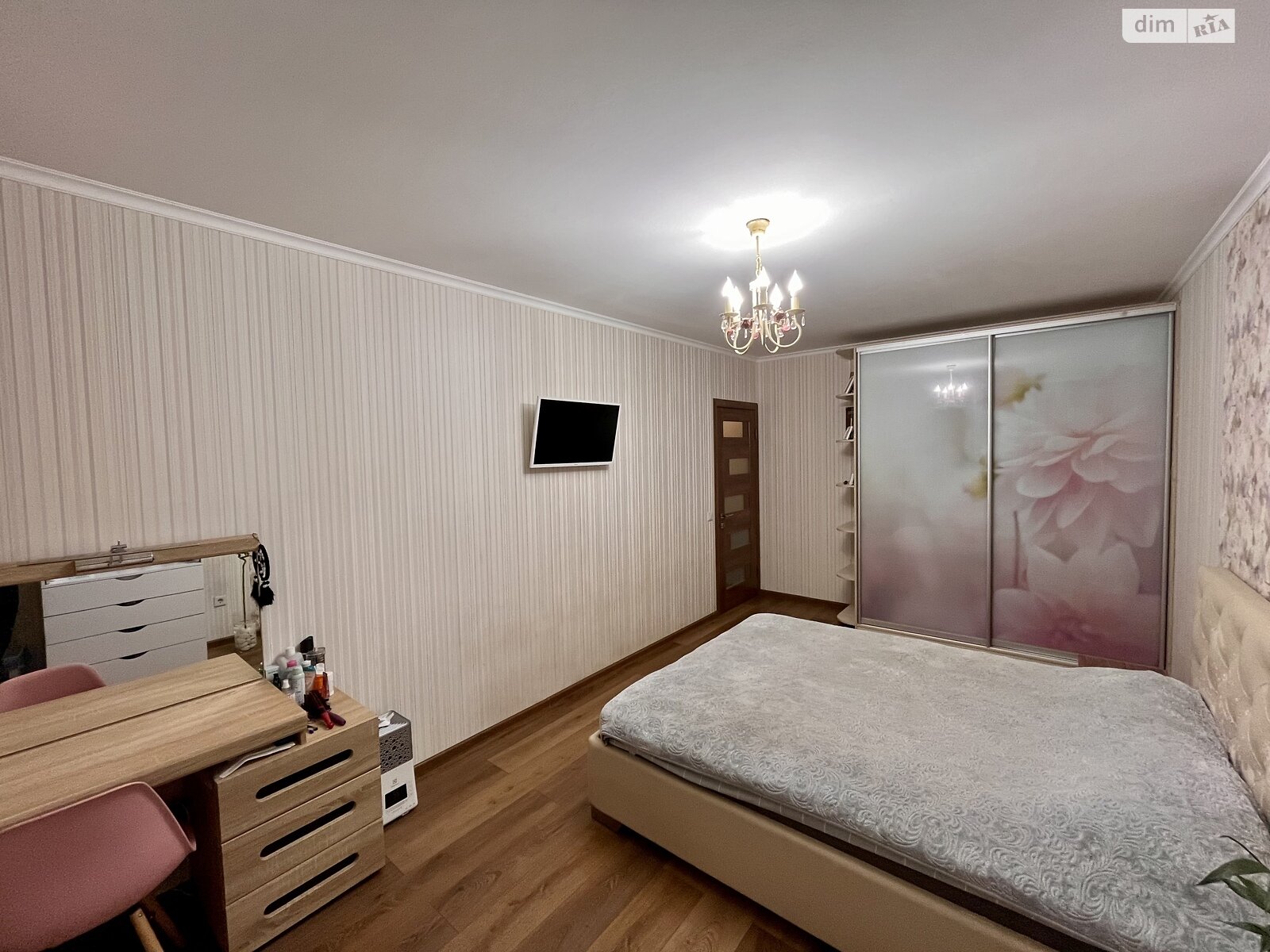 Продаж трикімнатної квартири в Полтаві, на вул. Кузьми Скрябіна, район Половки фото 1 Продаж трикімнатної квартири в Полтаві, на вул. Кузьми Скрябіна, район Половки фото 1