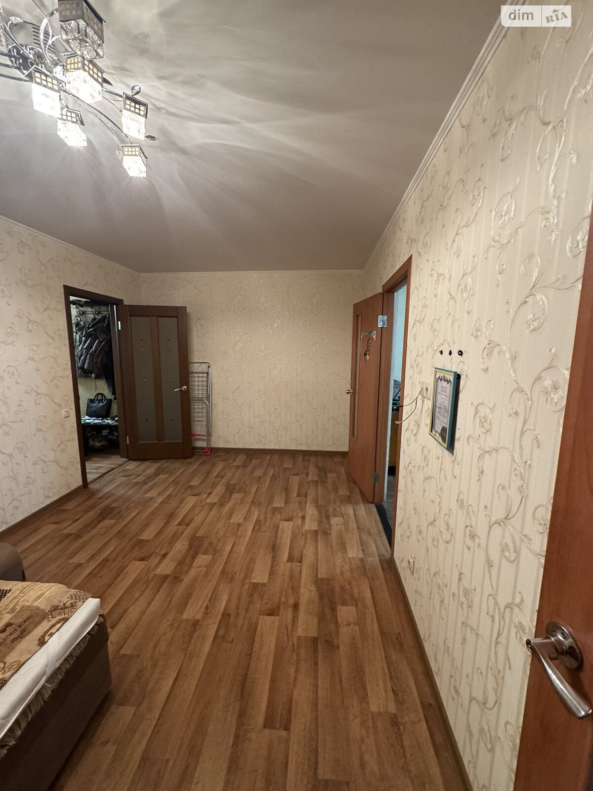 Продажа трехкомнатной квартиры в Полтаве, на ул. Чумацкий путь, район Половки фото 1 Продажа трехкомнатной квартиры в Полтаве, на ул. Чумацкий путь, район Половки фото 1