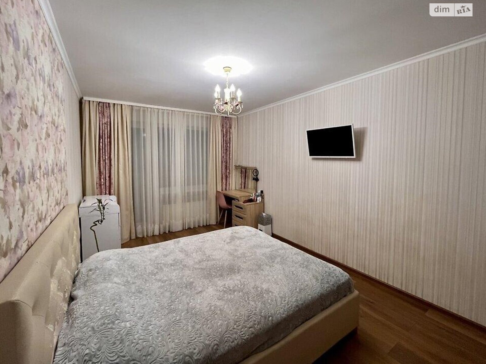 Продаж трикімнатної квартири в Полтаві, на вул. Кузьми Скрябіна, район Половки фото 1 Продаж трикімнатної квартири в Полтаві, на вул. Кузьми Скрябіна, район Половки фото 1