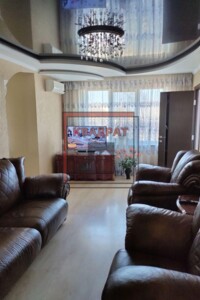 Продажа трехкомнатной квартиры в Полтаве, на ул. Тимошенко Юрия (Тарапуньки), район Половки фото 2