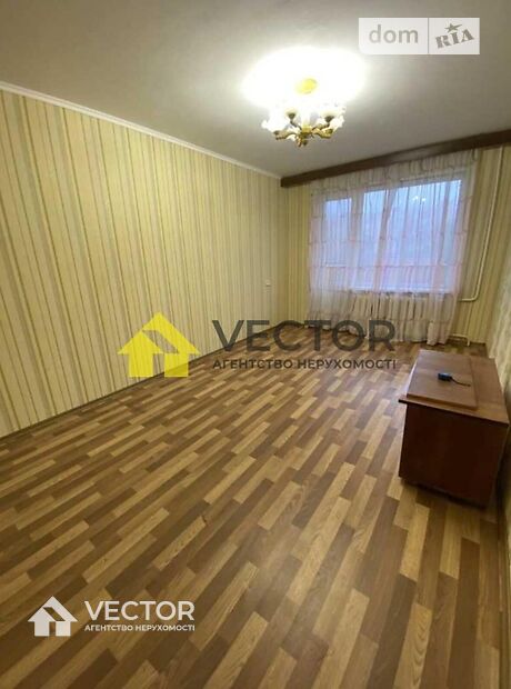 Продажа трехкомнатной квартиры в Полтаве, на ул. Великотырновская район Половки фото 1 Продажа трехкомнатной квартиры в Полтаве, на ул. Великотырновская район Половки фото 1
