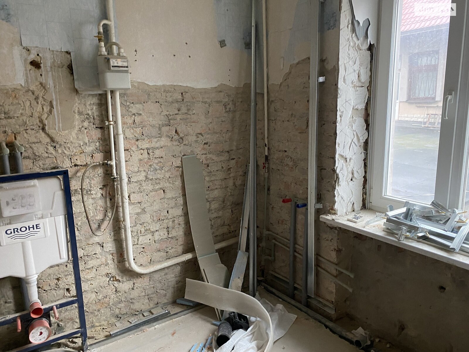 Продажа трехкомнатной квартиры в Полтаве, на ул. Коряка Дмитрия 5, фото 1 Продажа трехкомнатной квартиры в Полтаве, на ул. Коряка Дмитрия 5, фото 1