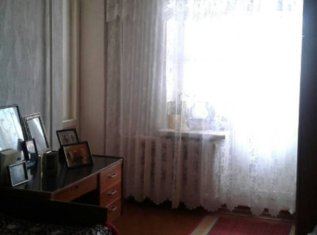 Продаж квартири, 3 кім., Полтава, р‑н. Полтава, Соборна площа Продаж квартири, 3 кім., Полтава, р‑н. Полтава, Соборна площа
