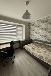 Продаж трикімнатної квартири в Полтаві, на пров. Рибальський 12, район Правий Поділ фото 2