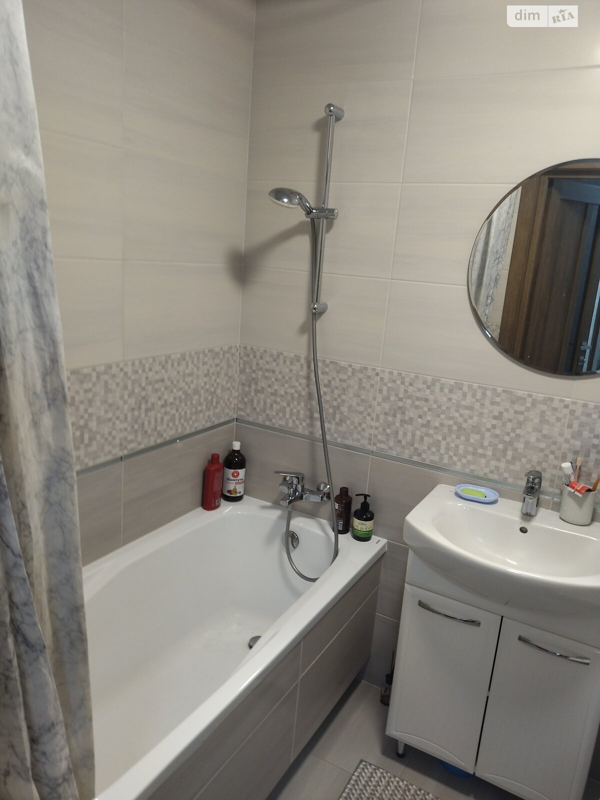 Продажа трехкомнатной квартиры в Полтаве, на пер. Рыбальский 22, район Правый Подол фото 1 Продажа трехкомнатной квартиры в Полтаве, на пер. Рыбальский 22, район Правый Подол фото 1