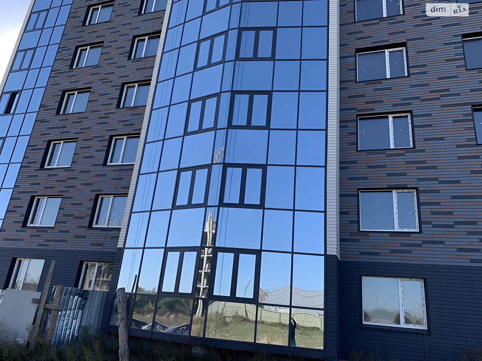 Продажа трехкомнатной квартиры в Полтаве, на ул. Чумацкий путь, район Пушкаревка фото 1 Продажа трехкомнатной квартиры в Полтаве, на ул. Чумацкий путь, район Пушкаревка фото 1