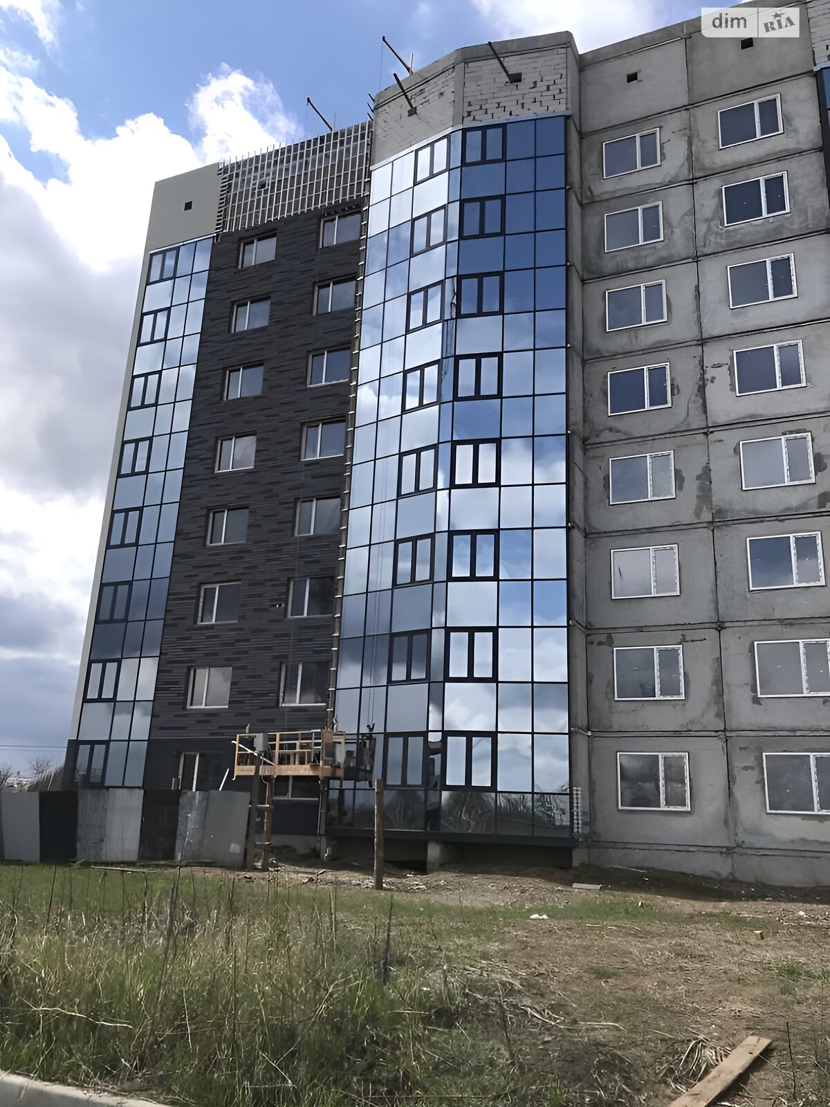 Продажа трехкомнатной квартиры в Полтаве, на ул. Чумацкий путь, район Пушкаревка фото 1 Продажа трехкомнатной квартиры в Полтаве, на ул. Чумацкий путь, район Пушкаревка фото 1