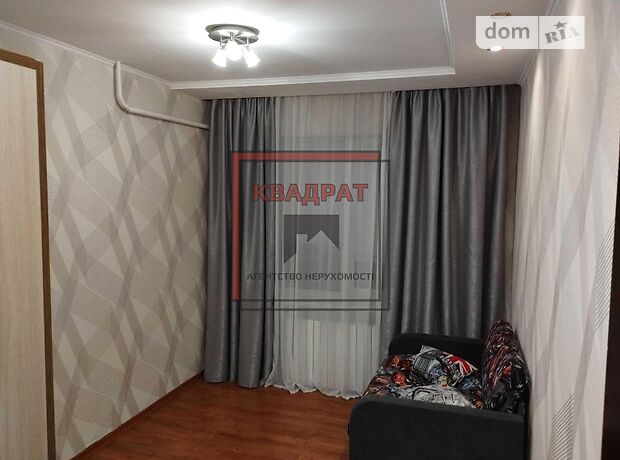 Продажа трехкомнатной квартиры в Полтаве, на ул. Героев Сталинграда, район Сады 1 фото 1