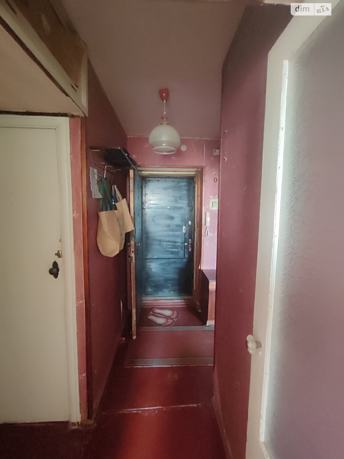 Продаж однокімнатної квартири в Полтаві, на вул. Героїв України, район Сади 1 фото 1