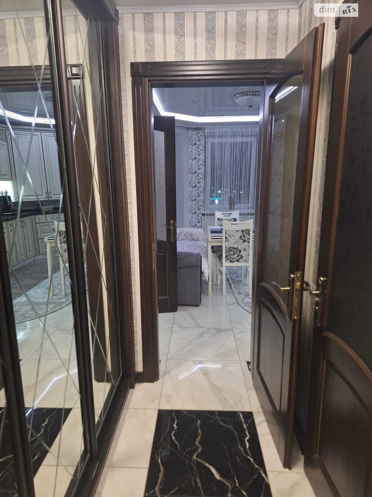 Продажа однокомнатной квартиры в Полтаве, на ул. Героев Украины 4, район Сады 1 фото 1