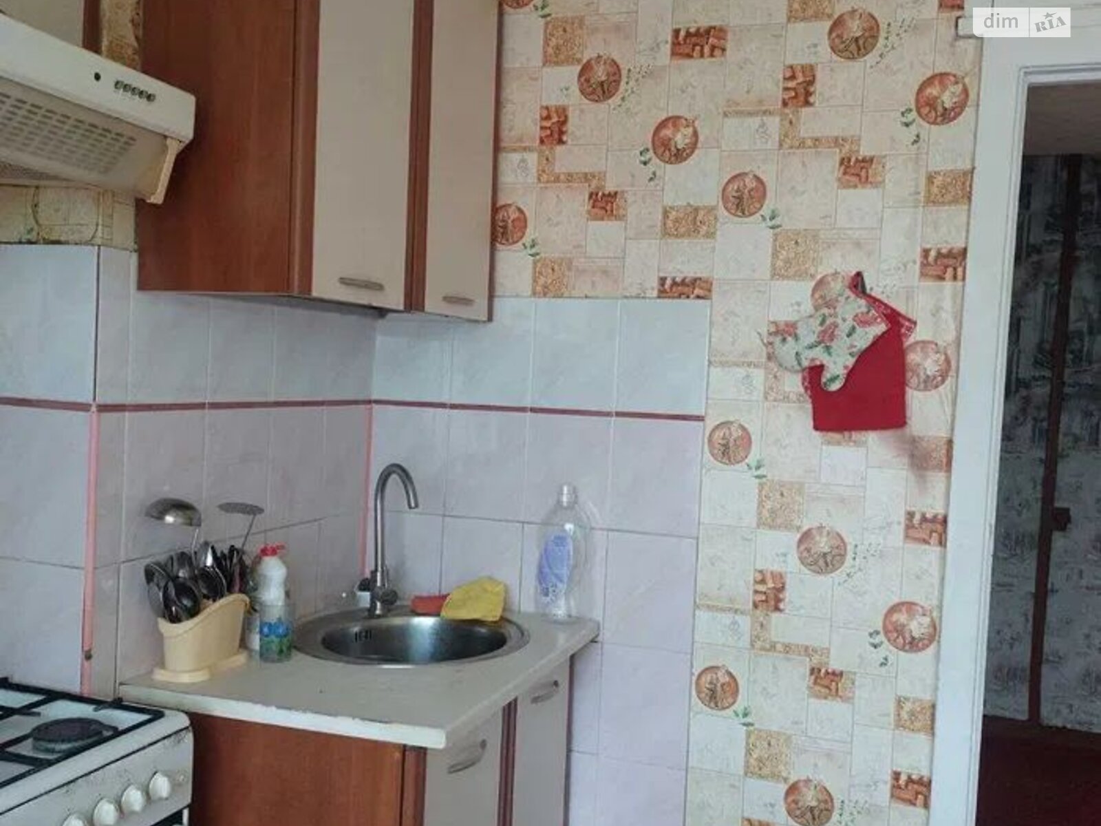 Продаж двокімнатної квартири в Полтаві, на вул. Героїв України, район Сади 1 фото 1 Продаж двокімнатної квартири в Полтаві, на вул. Героїв України, район Сади 1 фото 1