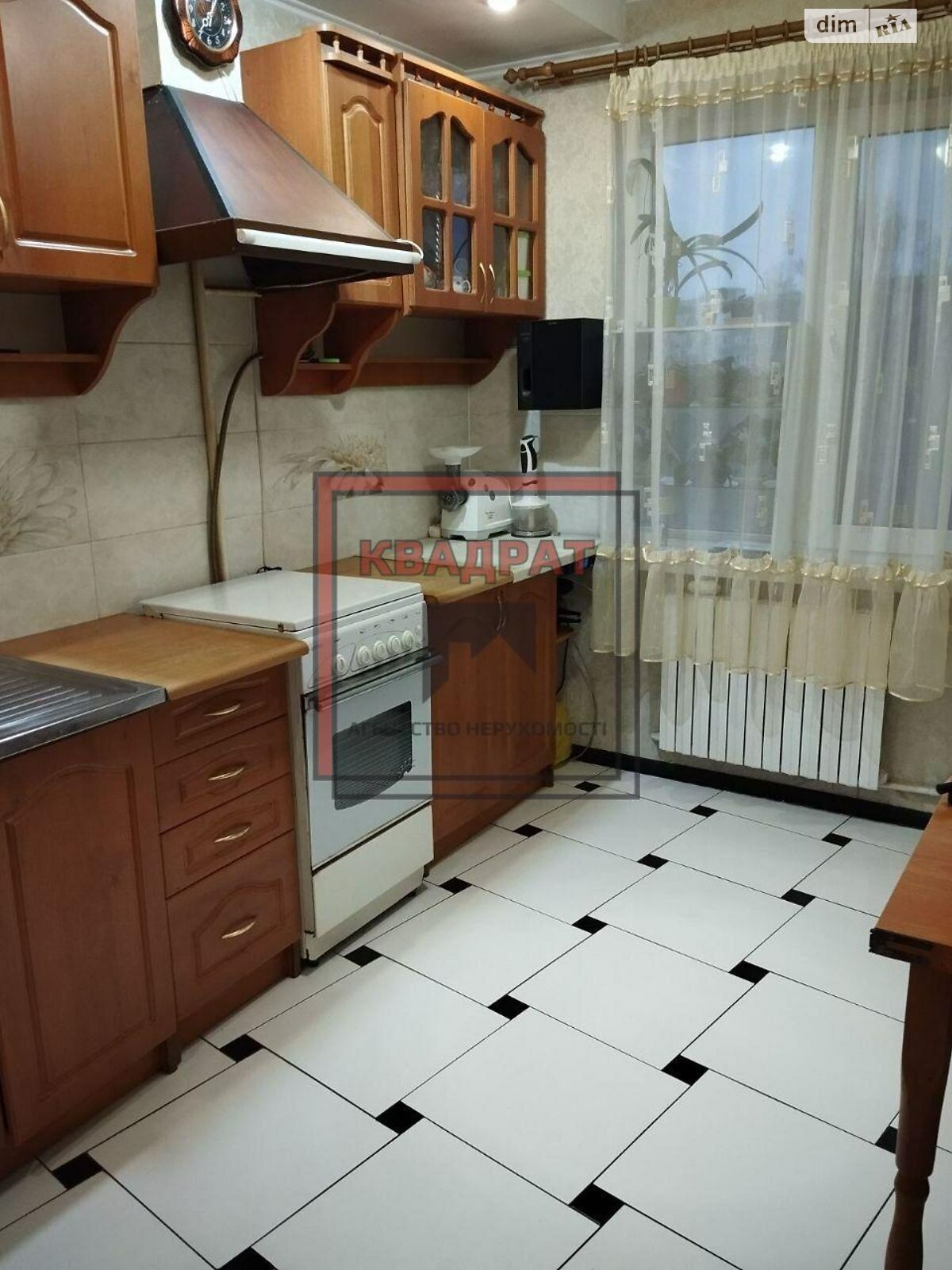 Продажа трехкомнатной квартиры в Полтаве, на мкр. Сады 1, район Сады 1 фото 1 Продажа трехкомнатной квартиры в Полтаве, на мкр. Сады 1, район Сады 1 фото 1