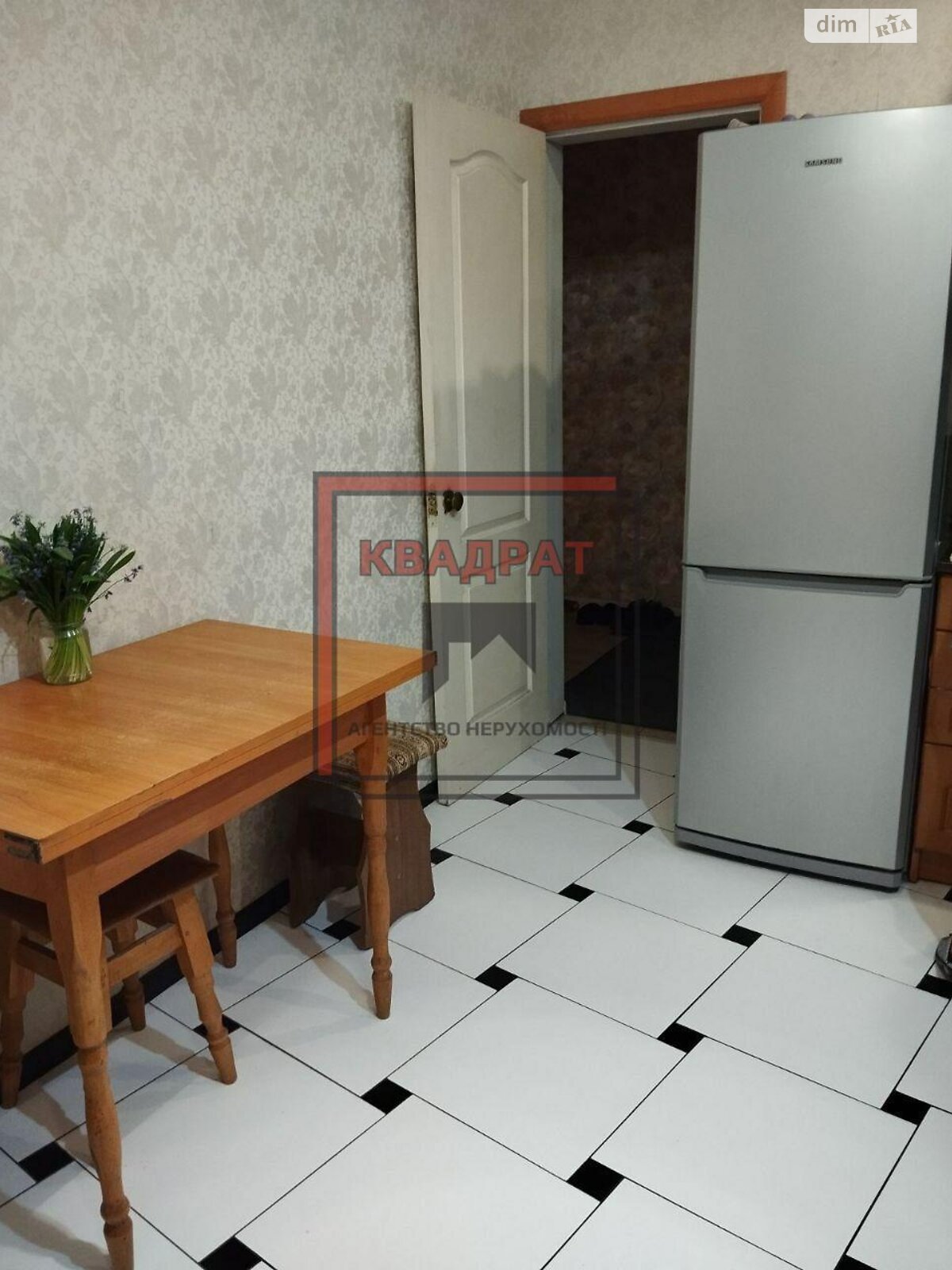 Продажа трехкомнатной квартиры в Полтаве, на мкр. Сады 1, район Сады 1 фото 1 Продажа трехкомнатной квартиры в Полтаве, на мкр. Сады 1, район Сады 1 фото 1