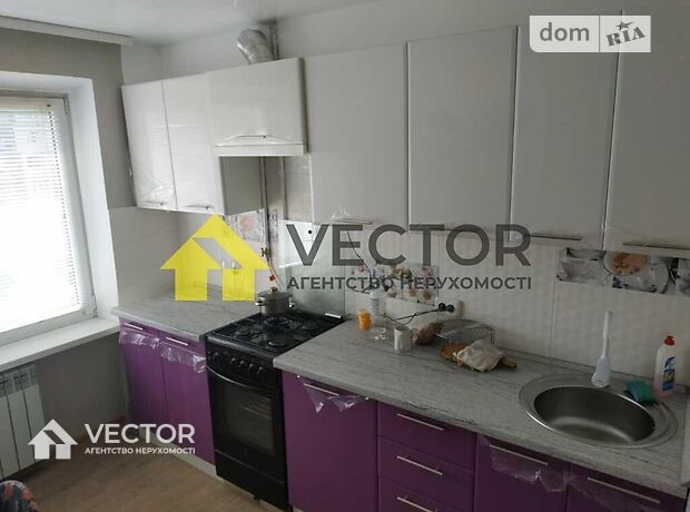 Продажа двухкомнатной квартиры в Полтаве, на ул. Великотырновская район Сады 1 фото 1 Продажа двухкомнатной квартиры в Полтаве, на ул. Великотырновская район Сады 1 фото 1