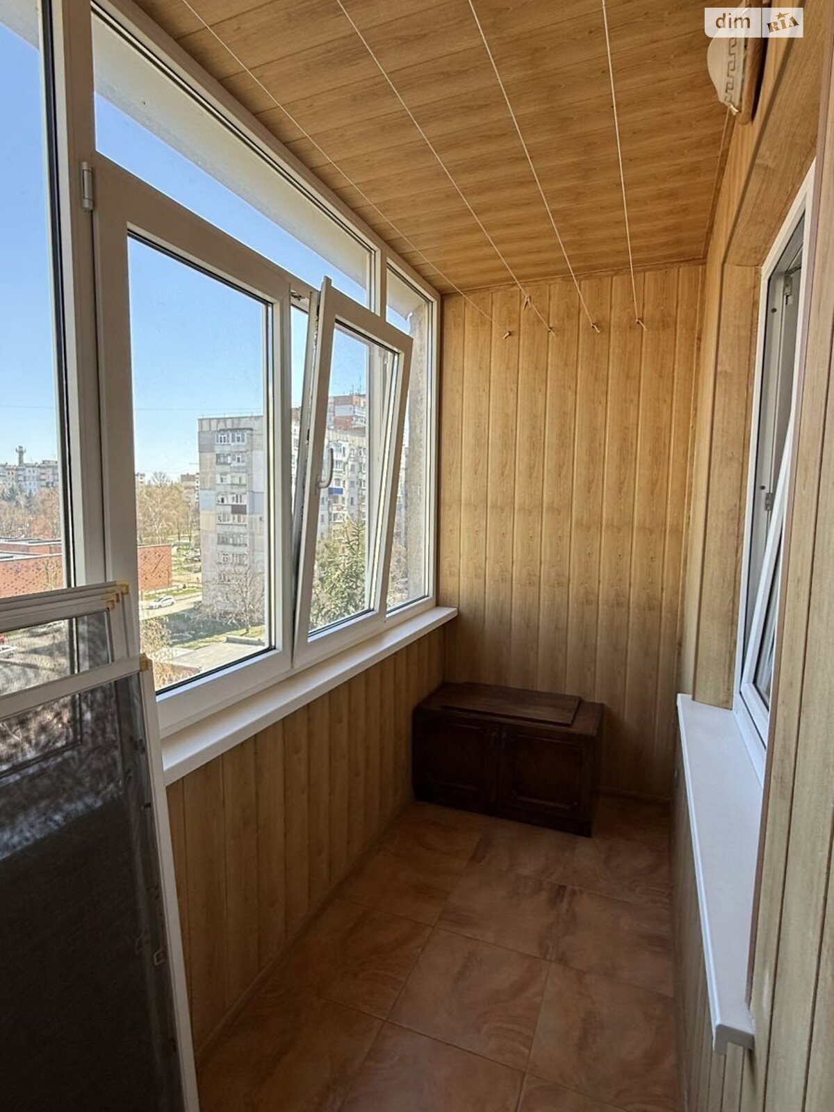 Продаж трикімнатної квартири в Полтаві, на вул. Великотирнівська, район Сади 1 фото 1 Продаж трикімнатної квартири в Полтаві, на вул. Великотирнівська, район Сади 1 фото 1
