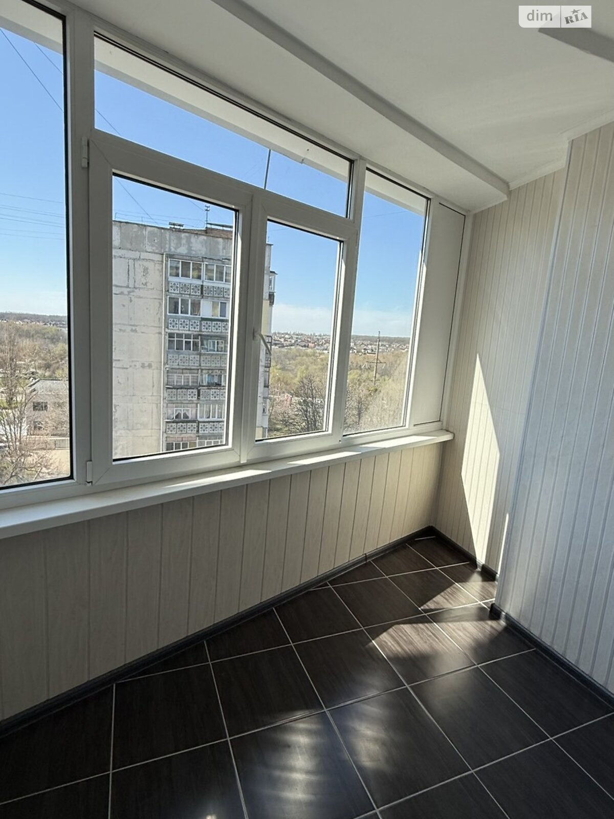 Продаж трикімнатної квартири в Полтаві, на вул. Великотирнівська, район Сади 1 фото 1 Продаж трикімнатної квартири в Полтаві, на вул. Великотирнівська, район Сади 1 фото 1