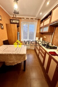 Продажа четырехкомнатной квартиры в Полтаве, на ул. Героев АТО, район Сады 2 фото 2