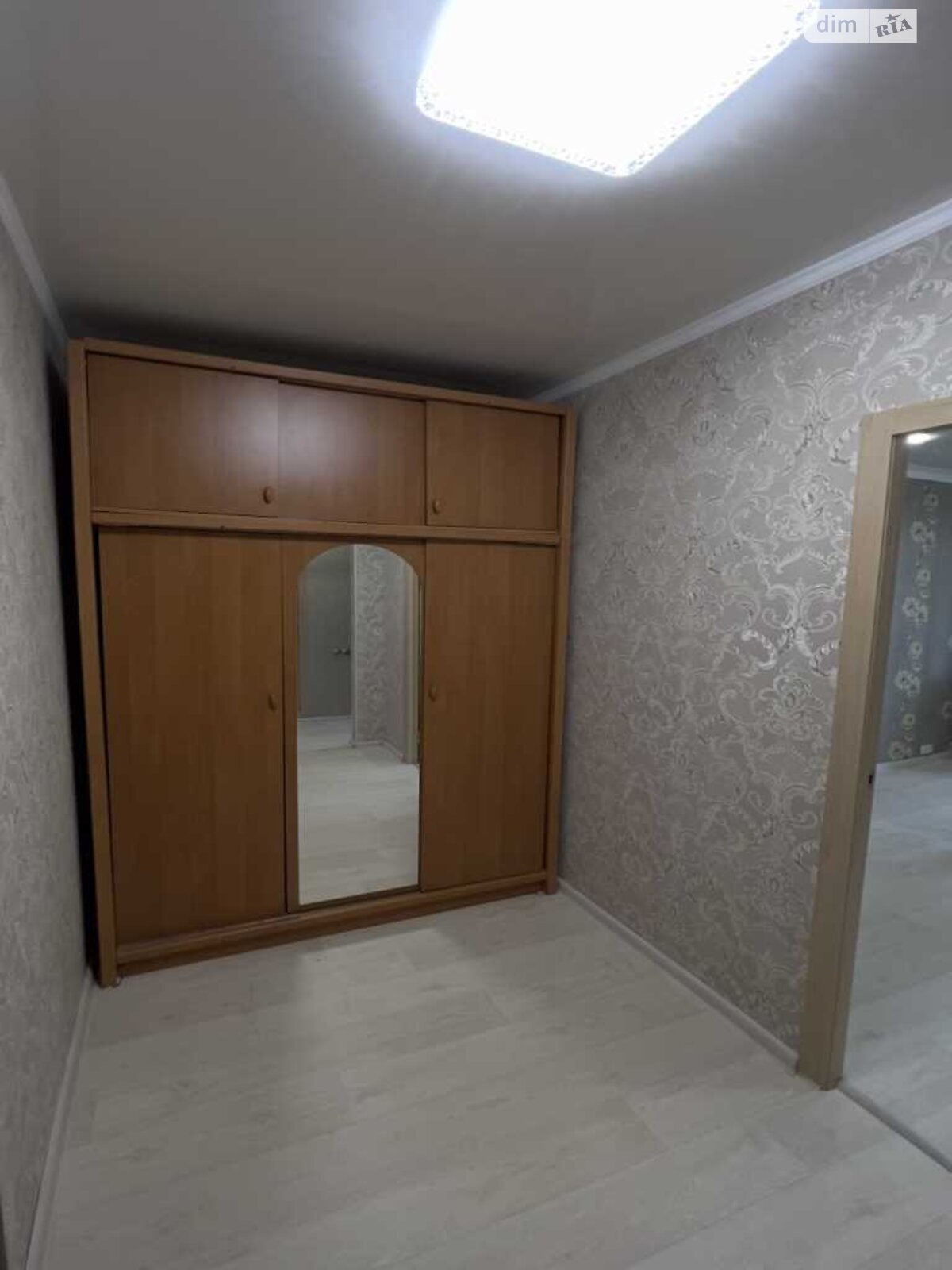 Продажа однокомнатной квартиры в Полтаве, на бул. Коновальца Евгения 5, район Сады 2 фото 1 Продажа однокомнатной квартиры в Полтаве, на бул. Коновальца Евгения 5, район Сады 2 фото 1