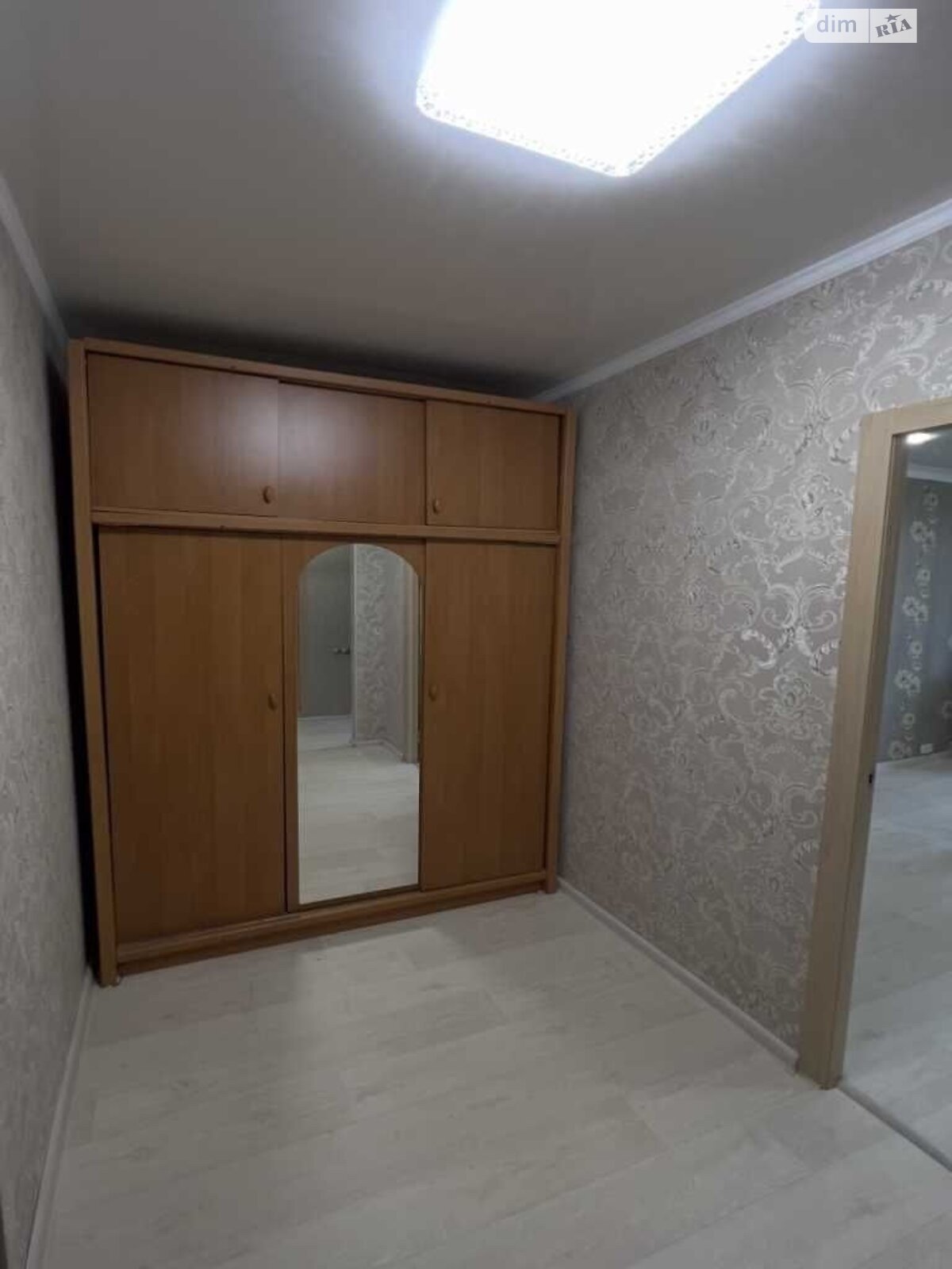 Продаж однокімнатної квартири в Полтаві, на бул. Коновальця Євгена, район Сади 2 фото 1 Продаж однокімнатної квартири в Полтаві, на бул. Коновальця Євгена, район Сади 2 фото 1
