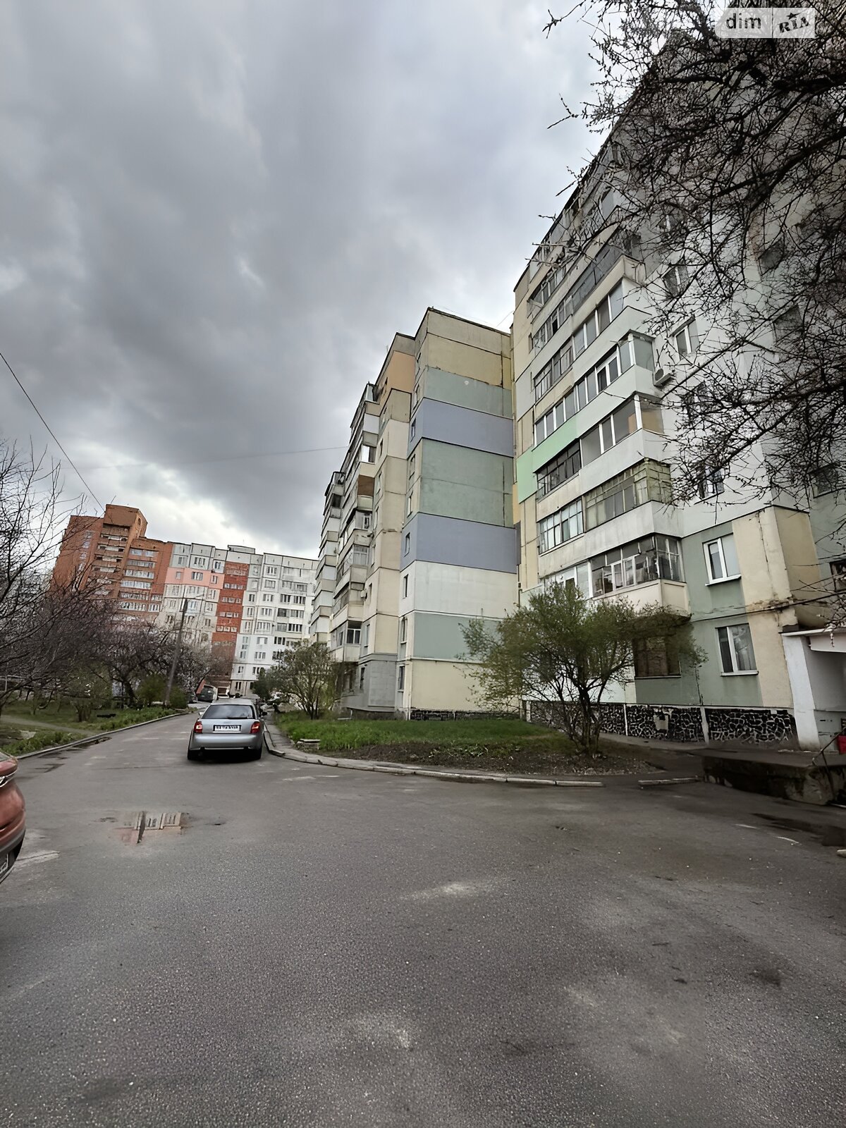 Продажа однокомнатной квартиры в Полтаве, на бул. Коновальца Евгения, район Сады 2 фото 1 Продажа однокомнатной квартиры в Полтаве, на бул. Коновальца Евгения, район Сады 2 фото 1